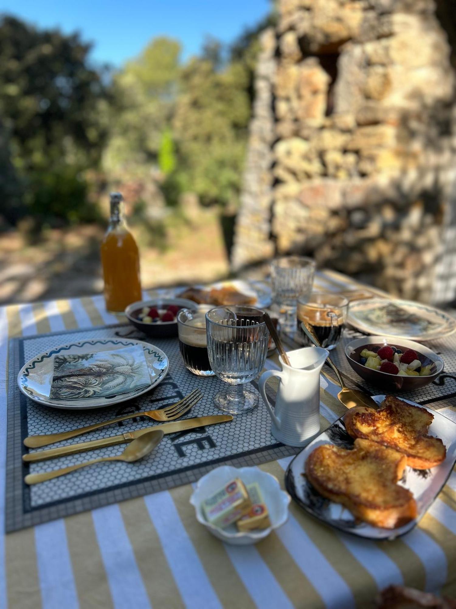 Les Cabanons Sainte Victoire Hotel Luaran gambar